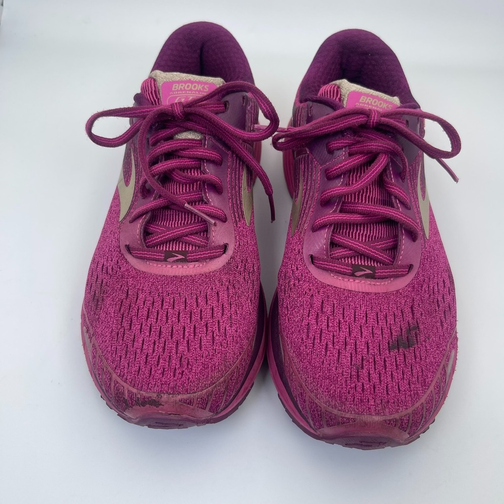 Brooks Adrenaline GTS 18 Running Sneakers Women's Size 10.5 Pink Athletic Shoes